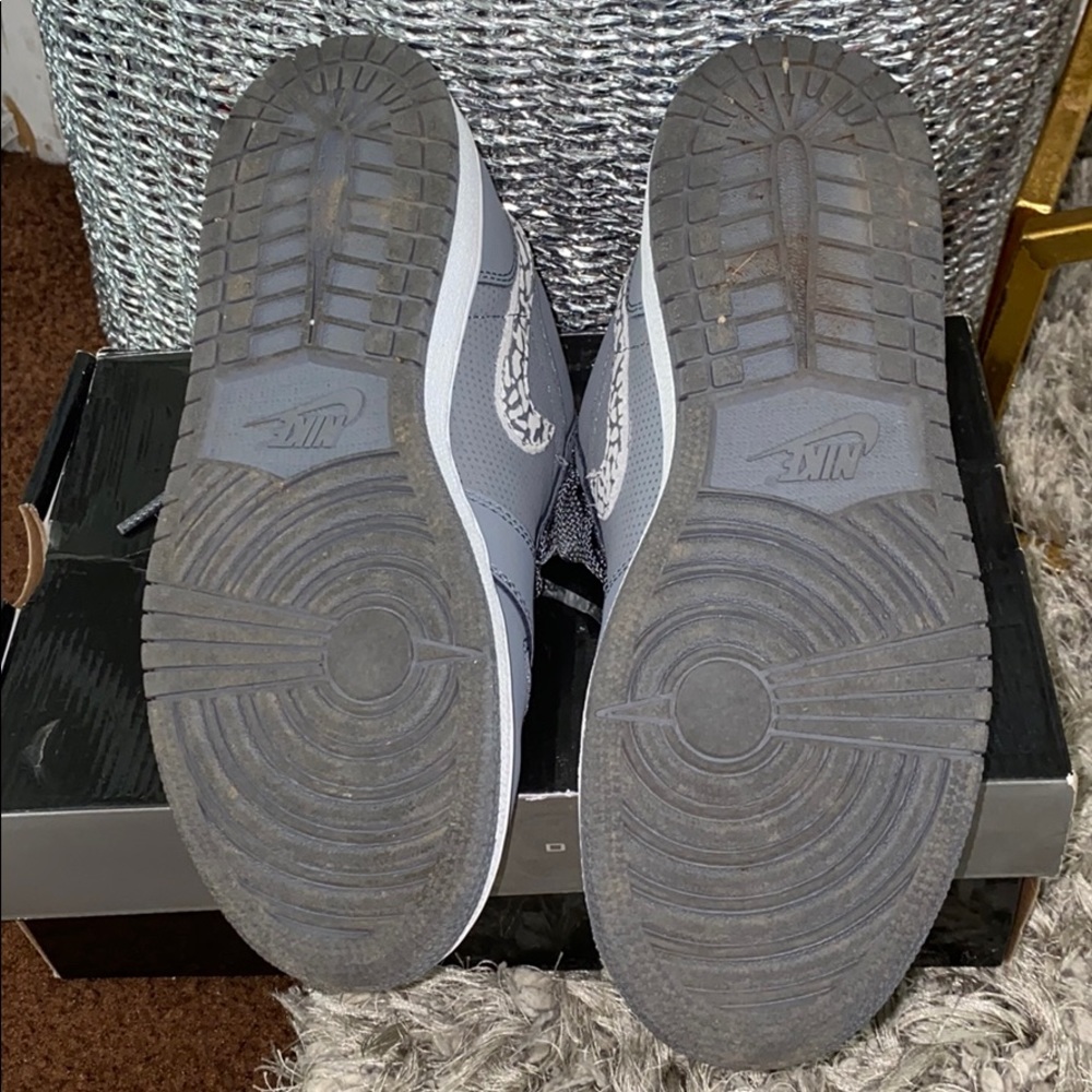 Shoes - Picture 4 of 4